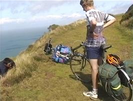 James pretends to have fallen off the edge at Highveer Point